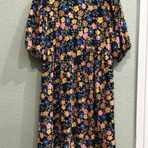 Floral maternity dress